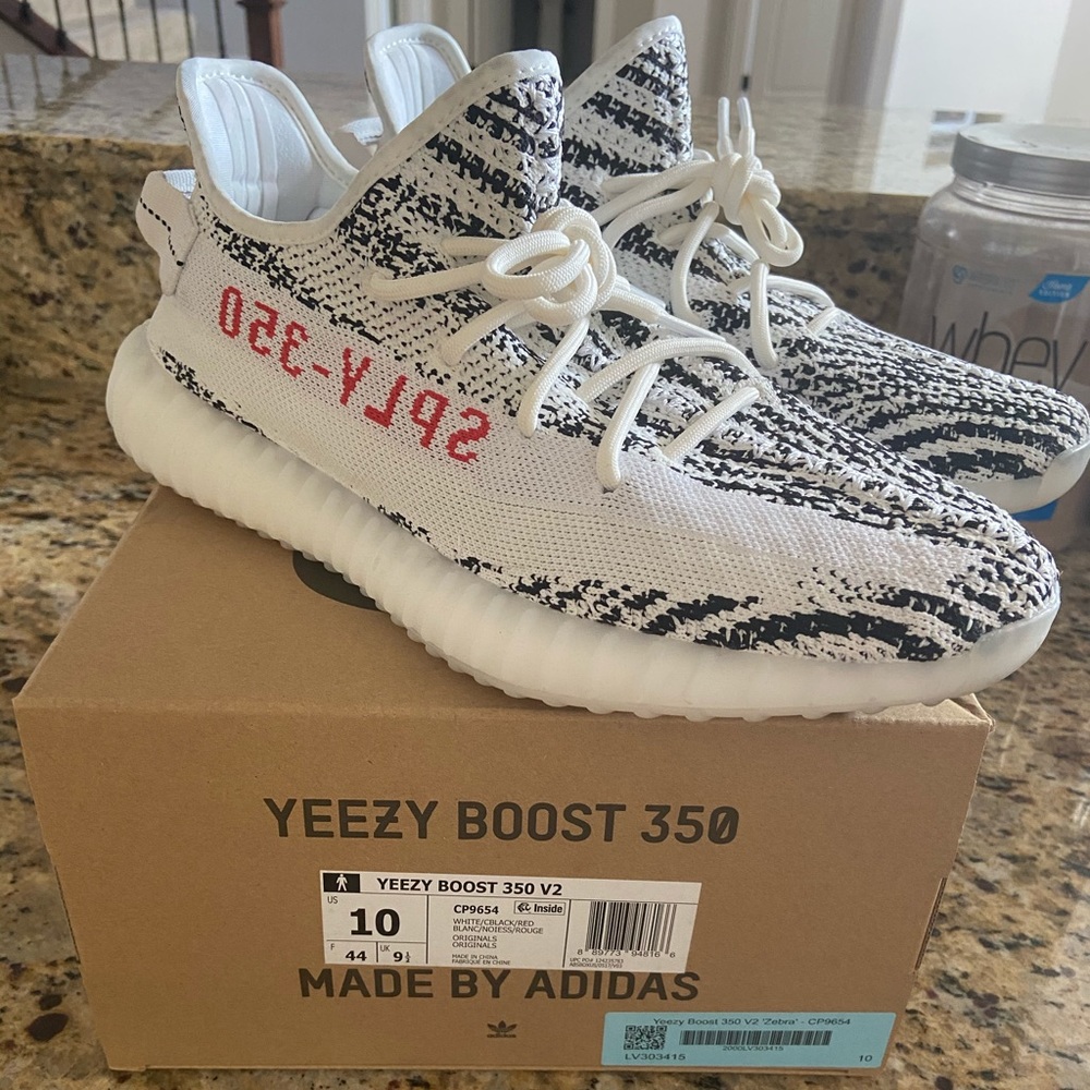 Yeezy 350 Zebras V2
